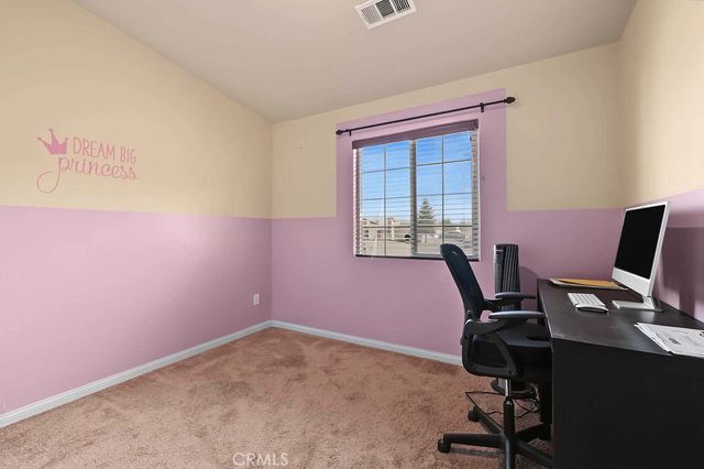 6100 Pizarro, Bakersfield, CA 93307