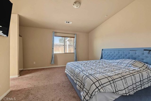 6100 Pizarro, Bakersfield, CA 93307