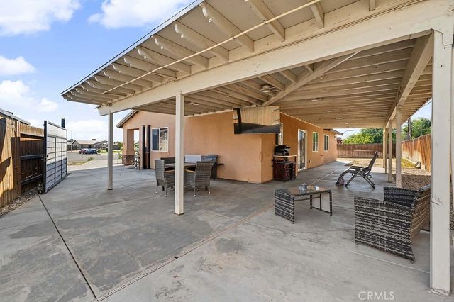 6100 Pizarro, Bakersfield, CA 93307