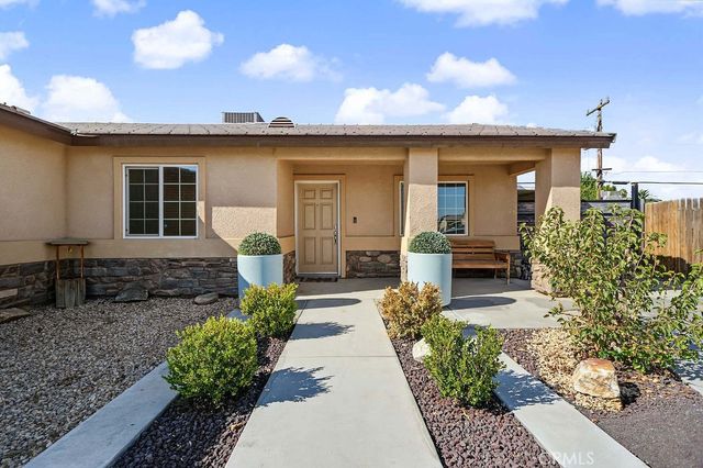 6100 Pizarro, Bakersfield, CA 93307