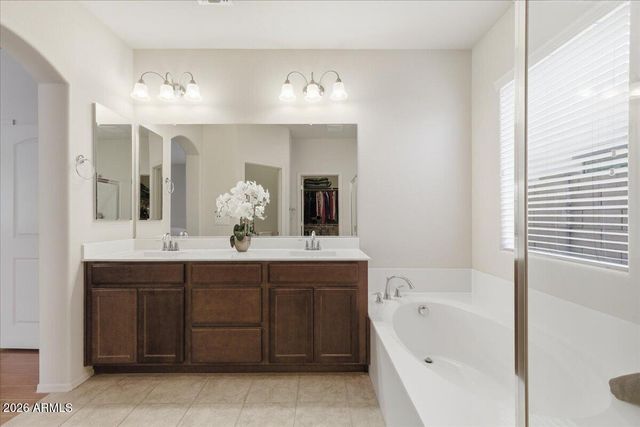 4410 E CAMPO BELLO Drive, Phoenix, AZ 85032