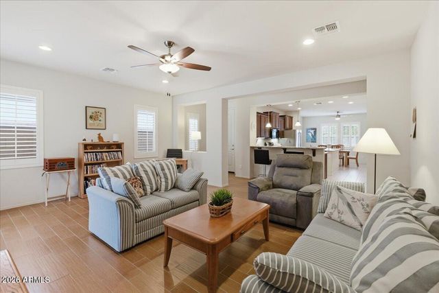 4410 E CAMPO BELLO Drive, Phoenix, AZ 85032