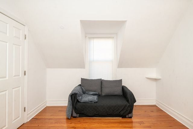 19 Huss Ct, Lynn, MA 01905