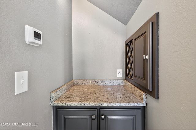 10493 Riviere Vue Drive, Biloxi, MS 39532