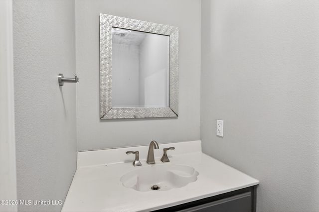 10493 Riviere Vue Drive, Biloxi, MS 39532