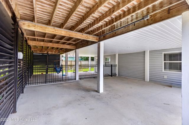 10493 Riviere Vue Drive, Biloxi, MS 39532