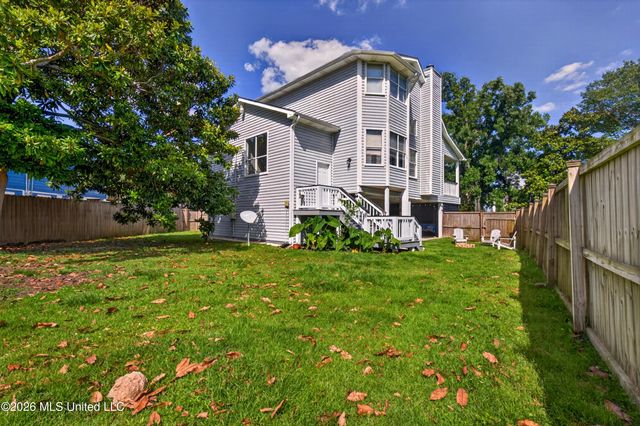 10493 Riviere Vue Drive, Biloxi, MS 39532