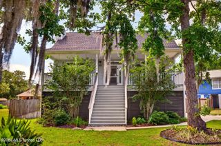 10493 Riviere Vue Drive, Biloxi, MS 39532