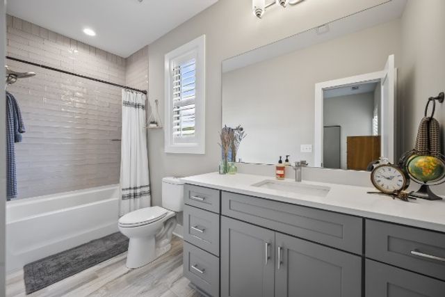 601 40th Ave, N, Nashville, TN 37209