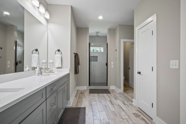 601 40th Ave, N, Nashville, TN 37209