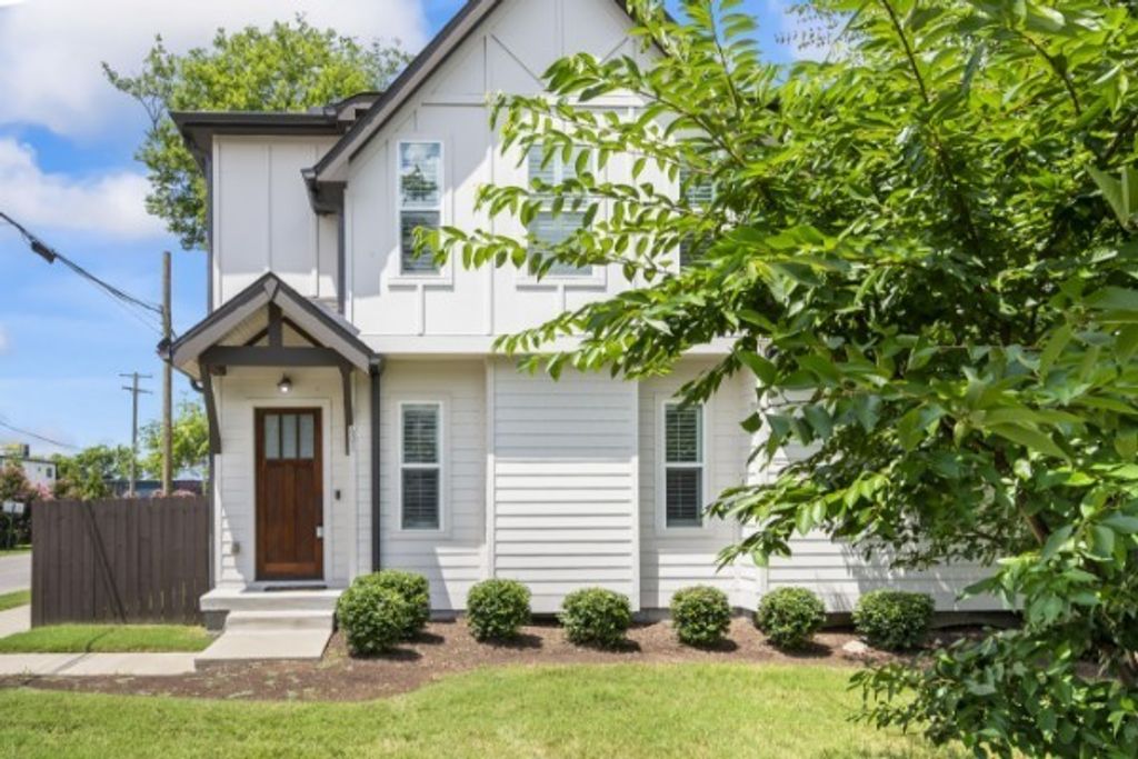 601 40th Ave, N, Nashville, TN 37209