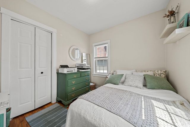 154 Palmer St, Quincy, MA 02169