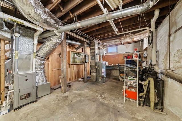 154 Palmer St, Quincy, MA 02169