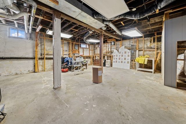 154 Palmer St, Quincy, MA 02169