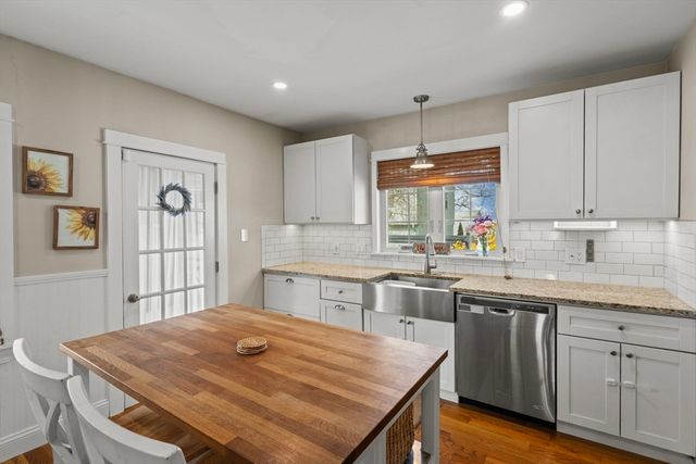 154 Palmer St, Quincy, MA 02169