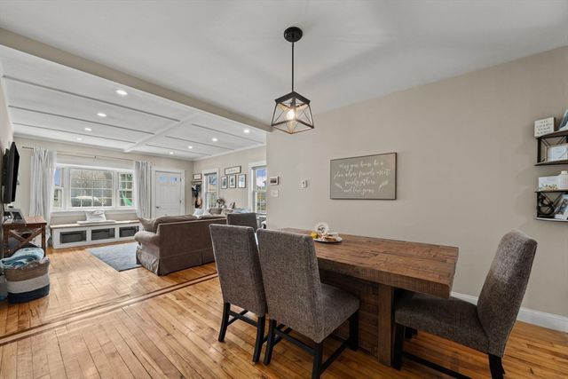 154 Palmer St, Quincy, MA 02169