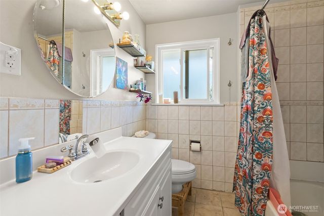 1735 S Pearl Street, Seattle, WA 98108