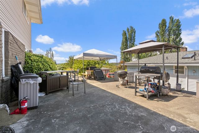 1735 S Pearl Street, Seattle, WA 98108