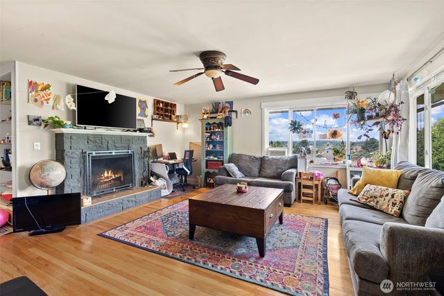 1735 S Pearl Street, Seattle, WA 98108