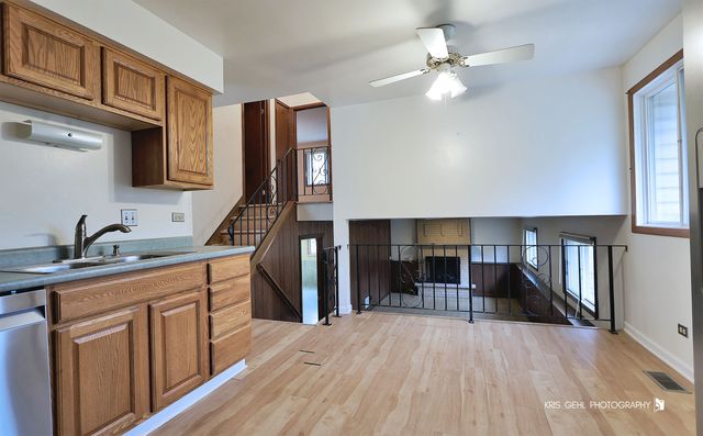 5S661 Buttonwood Court, Naperville, IL 60540