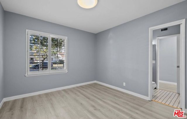 6114 Buffalo Avenue, Van Nuys (los Angeles), CA 91401