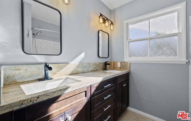 6114 Buffalo Avenue, Van Nuys (los Angeles), CA 91401
