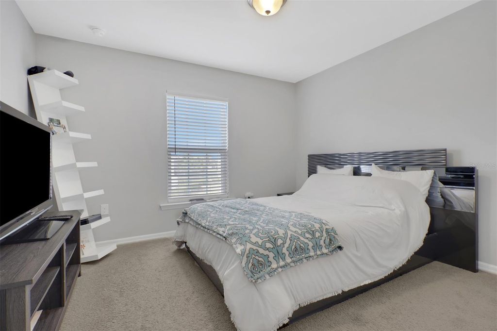 Image 16 of property listing at 3828 TILBOR CIRCLE, Fort Myers, FL 33916