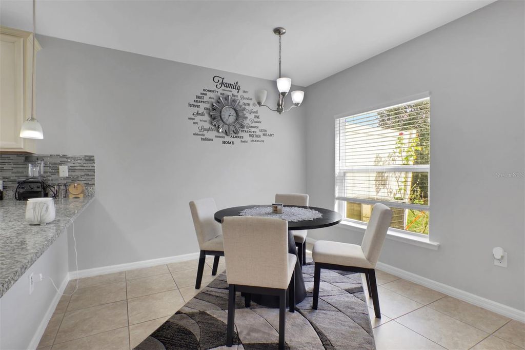 Image 5 of property listing at 3828 TILBOR CIRCLE, Fort Myers, FL 33916