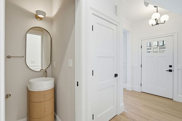 26 Virginia St, Somerville, MA 02145