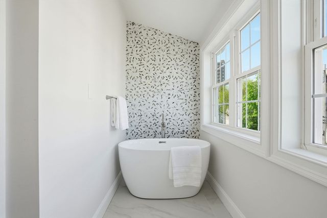 26 Virginia St, Somerville, MA 02145