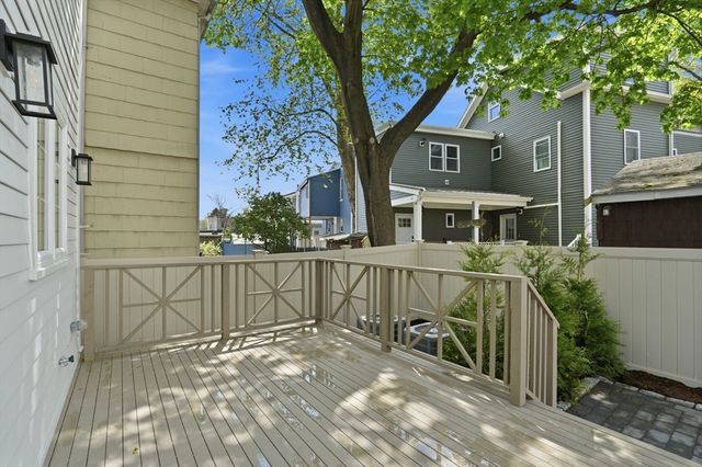 26 Virginia St, Somerville, MA 02145