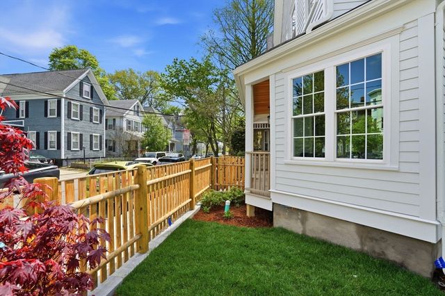 26 Virginia St, Somerville, MA 02145