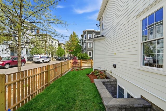 26 Virginia St, Somerville, MA 02145