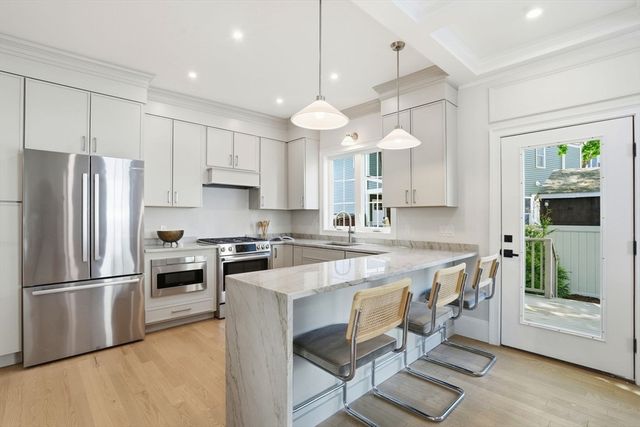 26 Virginia St, Somerville, MA 02145