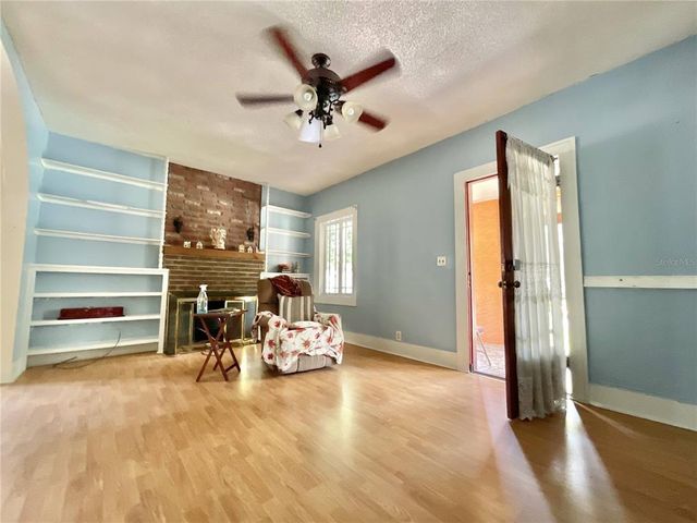 408 SUMNER STREET, Kissimmee, FL 34741