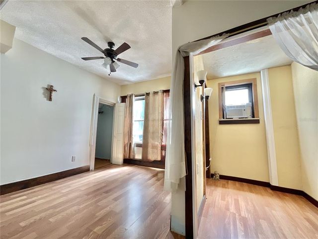 408 SUMNER STREET, Kissimmee, FL 34741