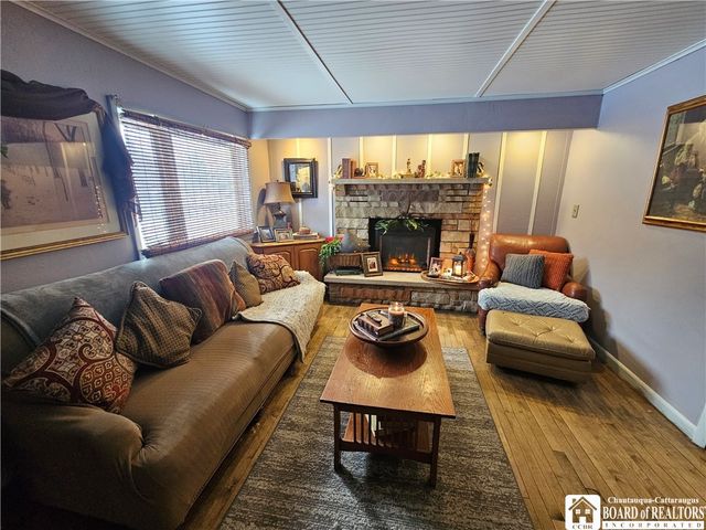 4449 Gile Hollow Road, Hinsdale, NY 14743