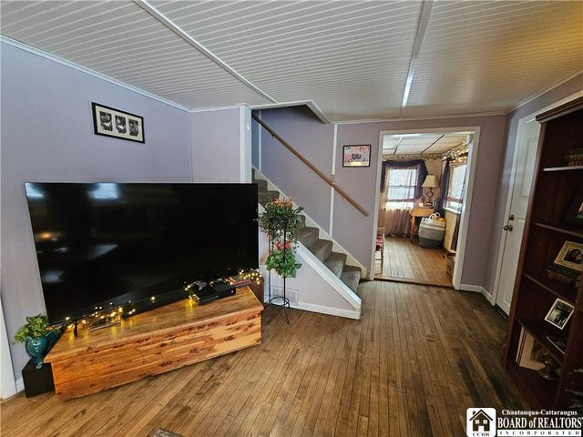 4449 Gile Hollow Road, Hinsdale, NY 14743