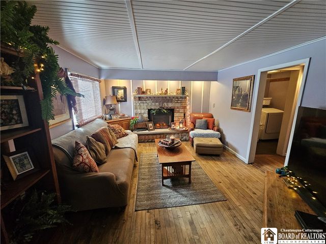 4449 Gile Hollow Road, Hinsdale, NY 14743