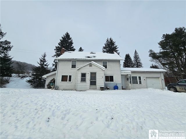 4449 Gile Hollow Road, Hinsdale, NY 14743