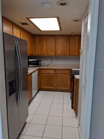 200 MAITLAND AVENUE 11, Altamonte Springs, FL 32701