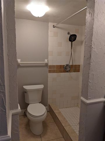 200 MAITLAND AVENUE 11, Altamonte Springs, FL 32701