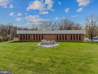 204 SAND MINE ROAD, Berkeley Springs, WV 25411