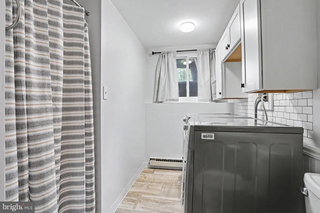 310 RITA RD, York, PA 17402