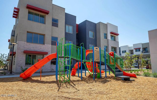 2050 W SOUTHERN Avenue 2, Phoenix, AZ 85041