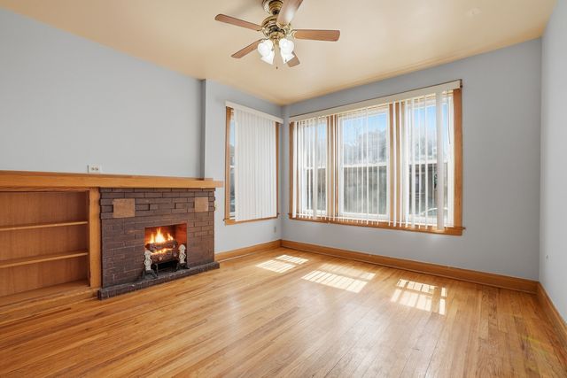 3240 W Cortez Street, Chicago, IL 60651