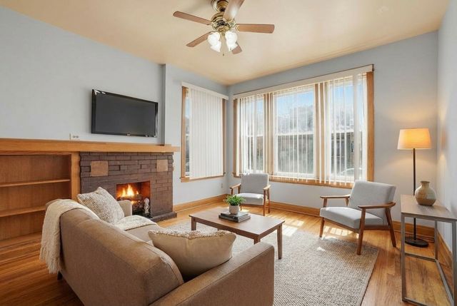 3240 W Cortez Street, Chicago, IL 60651