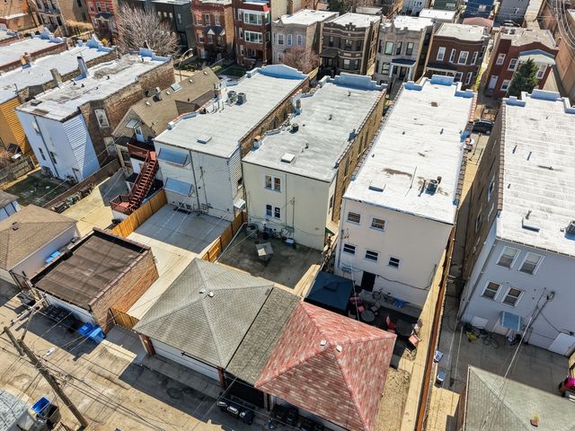 3240 W Cortez Street, Chicago, IL 60651