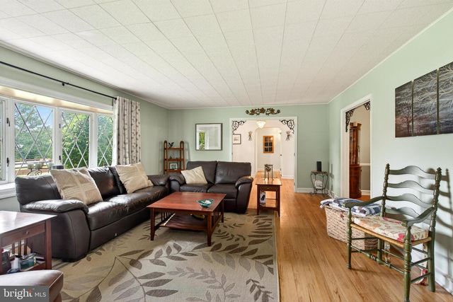 2207 NAAMANS CREEK RD, Boothwyn, PA 19061