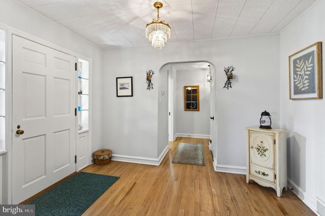 2207 NAAMANS CREEK RD, Boothwyn, PA 19061